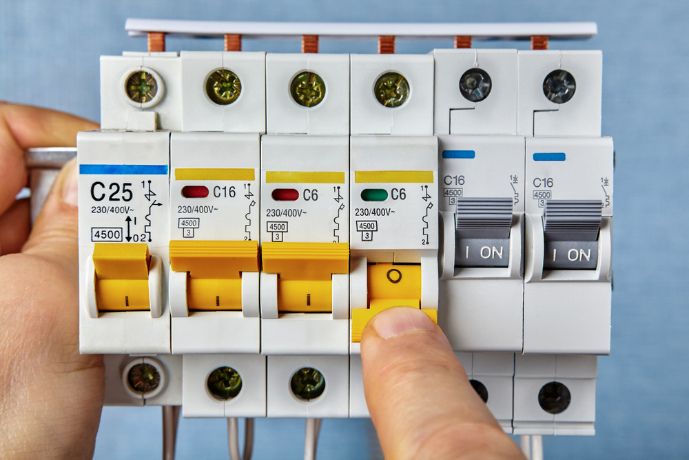 Circuit Breaker Services in Charleston: Trust Powerful Electrical LLC




